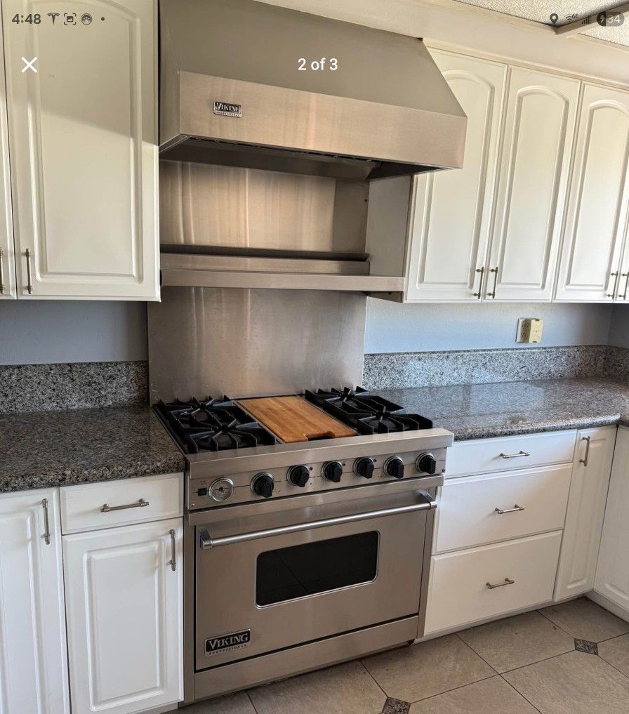 VIKING 36 INCH RANGE W GRILL $2300