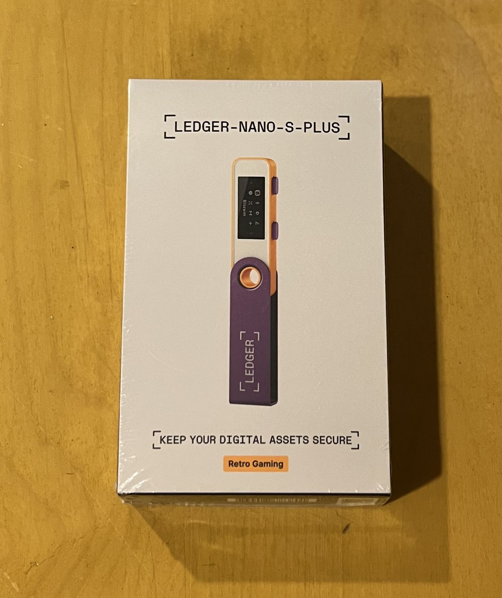 Ledger Nano S Plus - Retro Gaming Special Edition