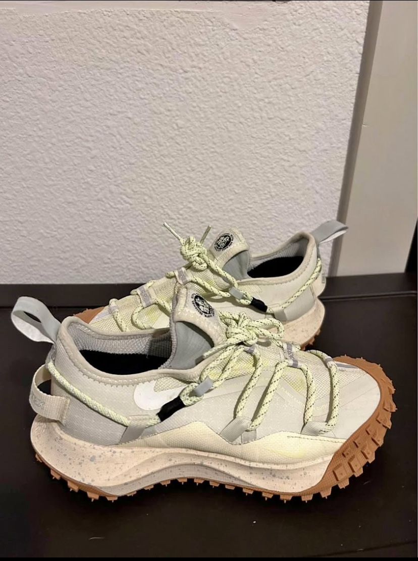 Nike Hiking Shoes