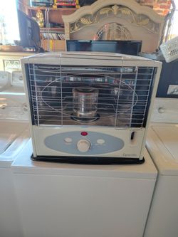 Nice kerosene heater working good condition basically like new condition