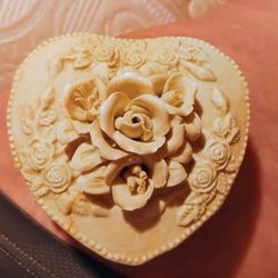 Ceramic Mini Heart Shaped Jewelry Box 