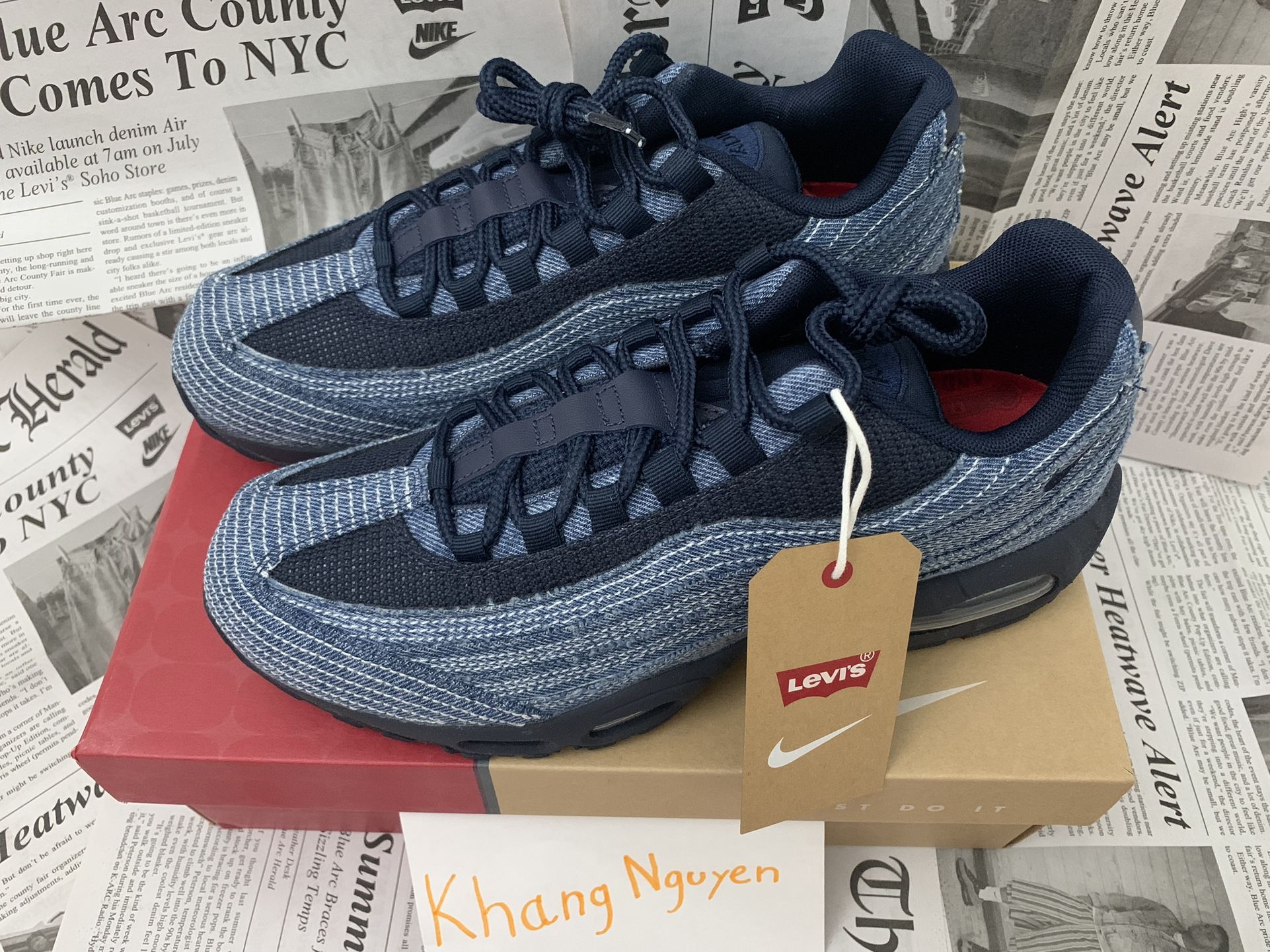 Levi x Nike Air Max 95 Obsidian