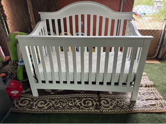 Baby crib