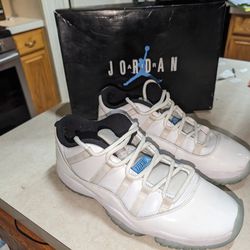 Men's Jordan 11 "Legend Blue" Basketball Shoes (Like New)