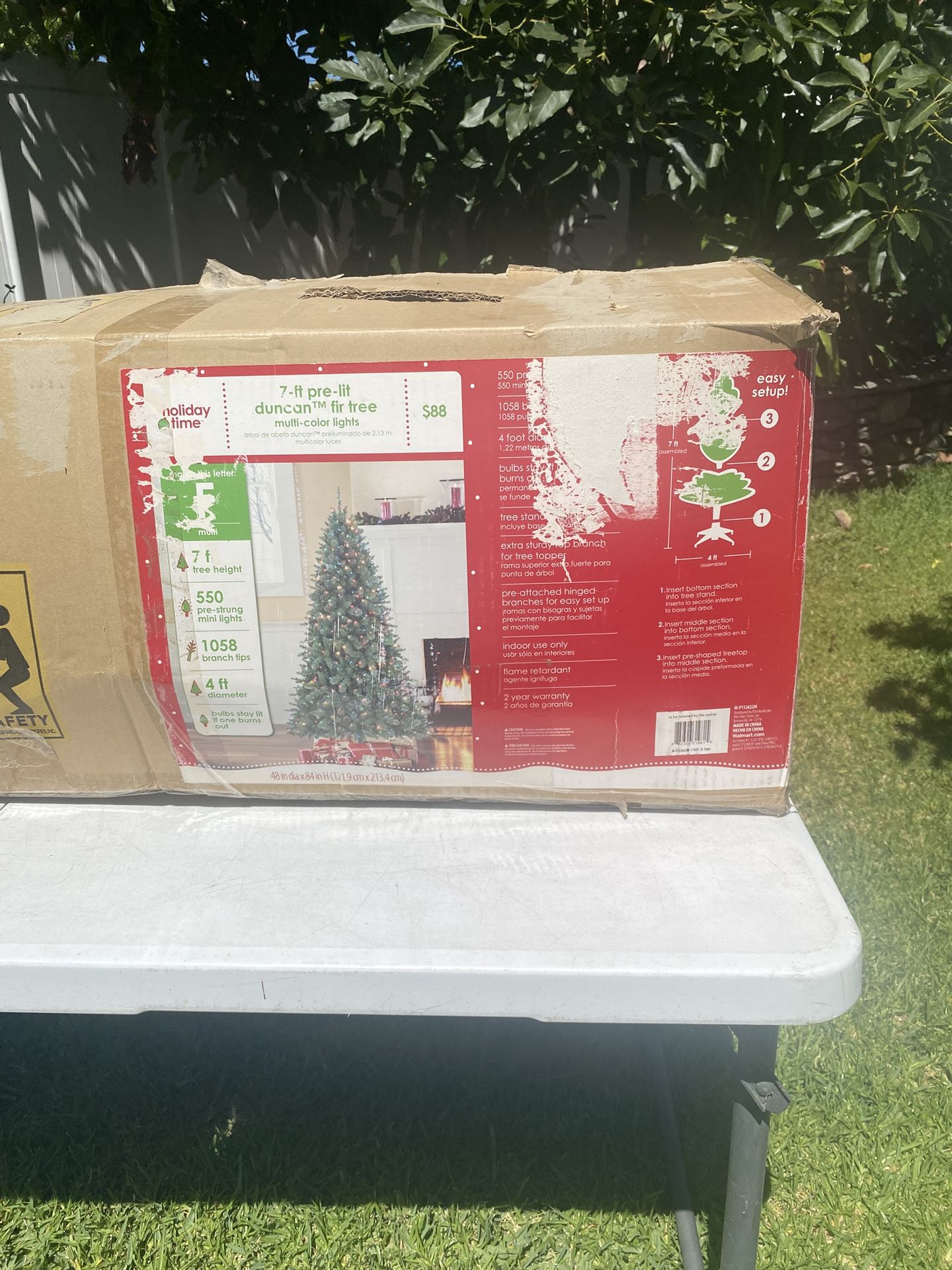 7ft Pre- Lit Duncan Fir Tree