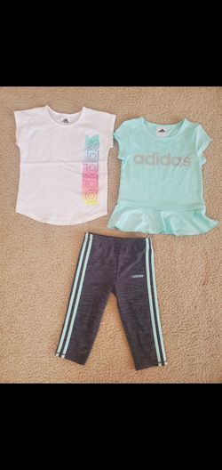 New size 5 years girl Adidas set of 3 pieces
