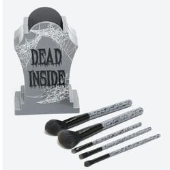 Hot Topic Dead Inside Makeup Brush Set (5 Brushes and Brush Holder) Nib