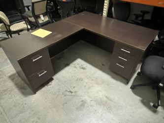 L-desk