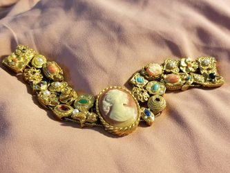 Vintage Goldette Cameo Charm Double Slide Bracelet
