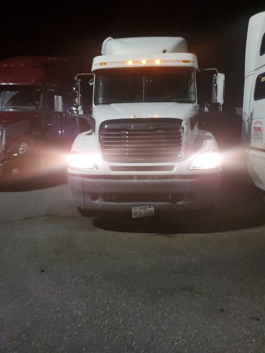 2007 Freightliner Columbia