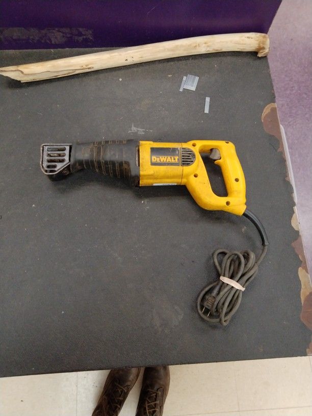 DeWalt Reciprocating  Saw