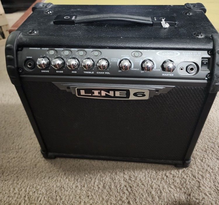 Line 6 Spider III 15 W/ Cables