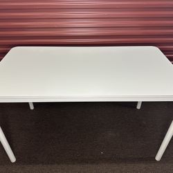 IKEA TOMMARYD WHITE METAL TABLE OFFICE HOME FURNITURE GAMING 51 1/8x27 1/2 "