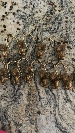 Vintage 90’s golden cherub angel shower curtain hooks