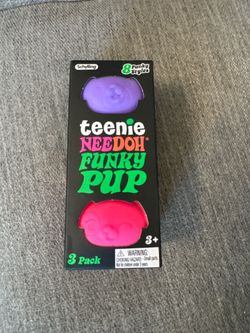 Teenie needoh funky pup
