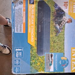 Air Mattress 