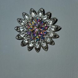 Fantasy Jewelry Flower Pendant 