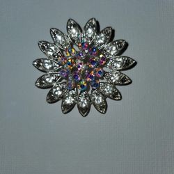 Fantasy Jewelry Flower Pendant 