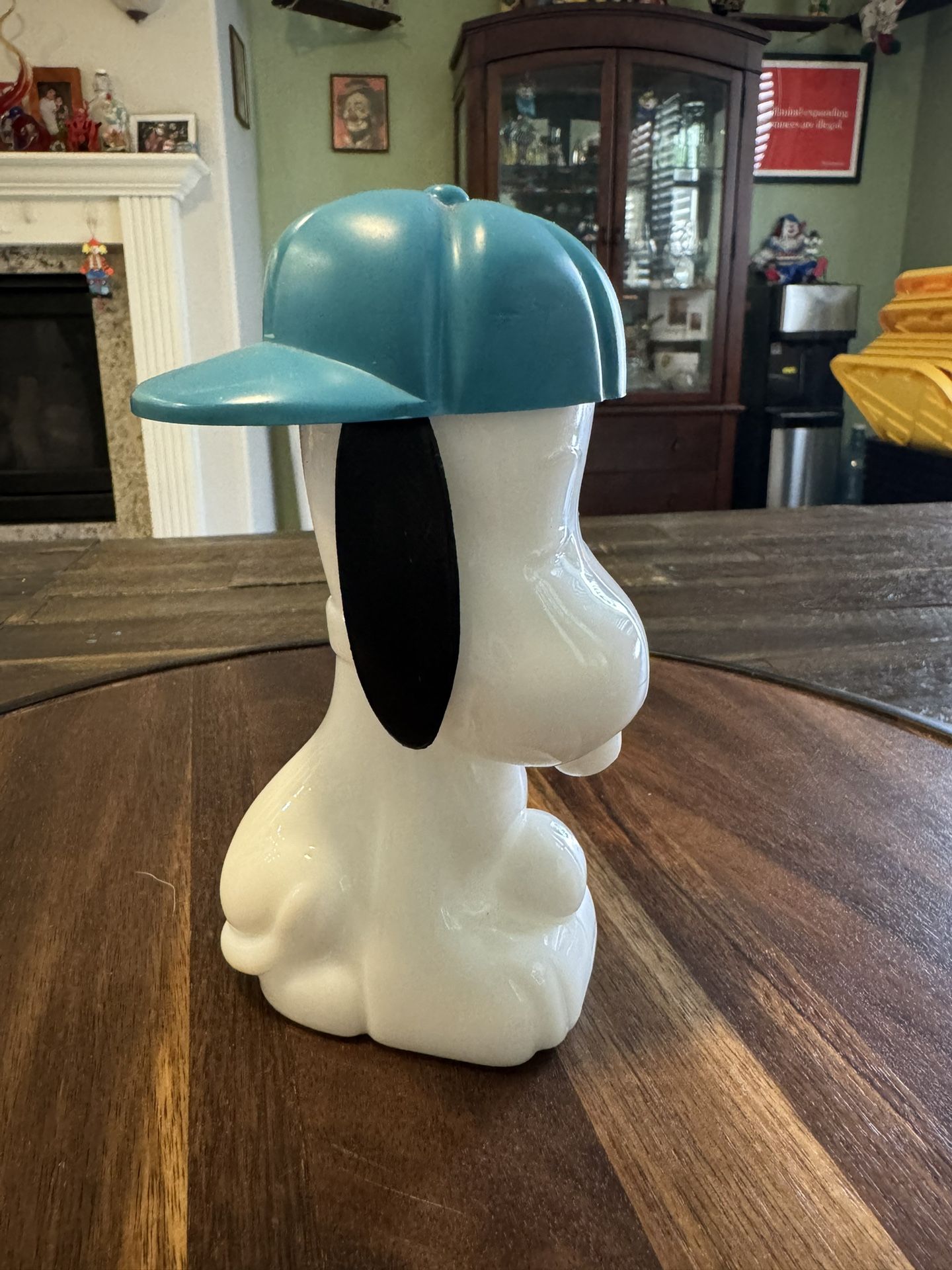 Vintage 1969 Peanuts Snoopy Avon Bottle