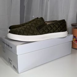 Steve Madden Quilted Slip-On Sneakers – Size 8.5 