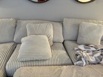 Lindyn 3-Piece Modular Sofa