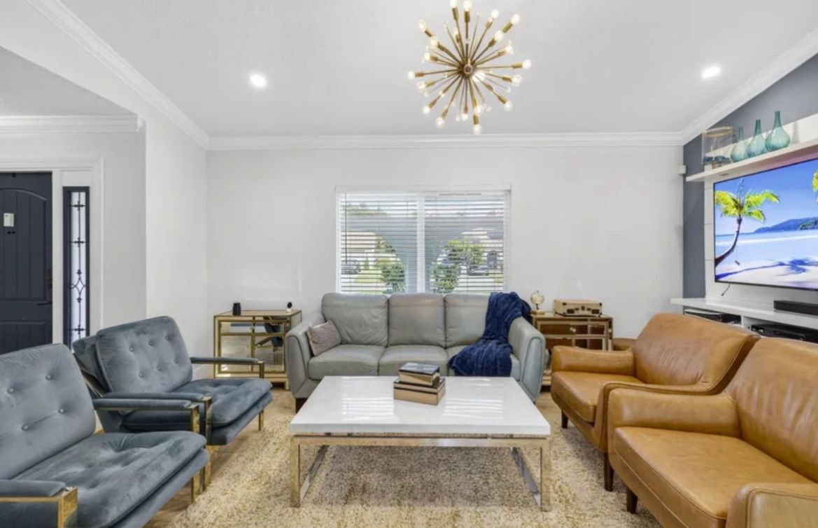 Grey / Blue Sofa & 2 Leather Seats