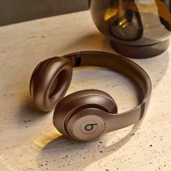 Beats Studio Pro Bluetooth Wireless Headphones 