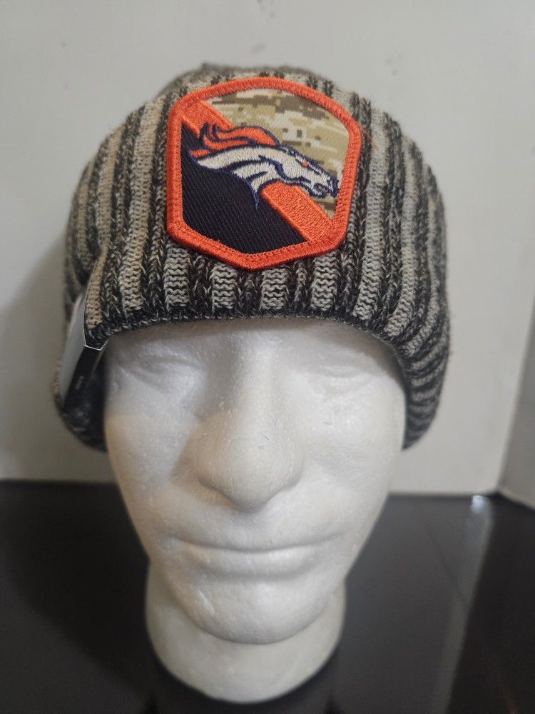Denver Broncos New Era Pom Beanie