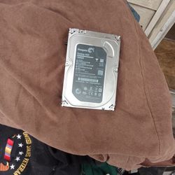 Seagate Desktop HDD 1000 GB Model ST 1000 DM 003