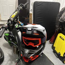 FOX V2 HELMET motocross