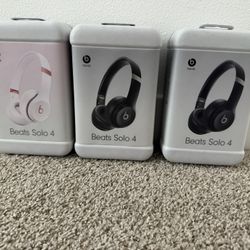 Beats Solo4 Brand new Black