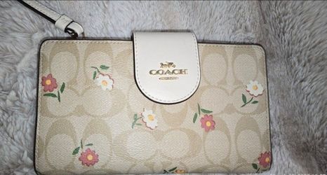 Coach Phone Wallet In Signature Canvas With Floral Print