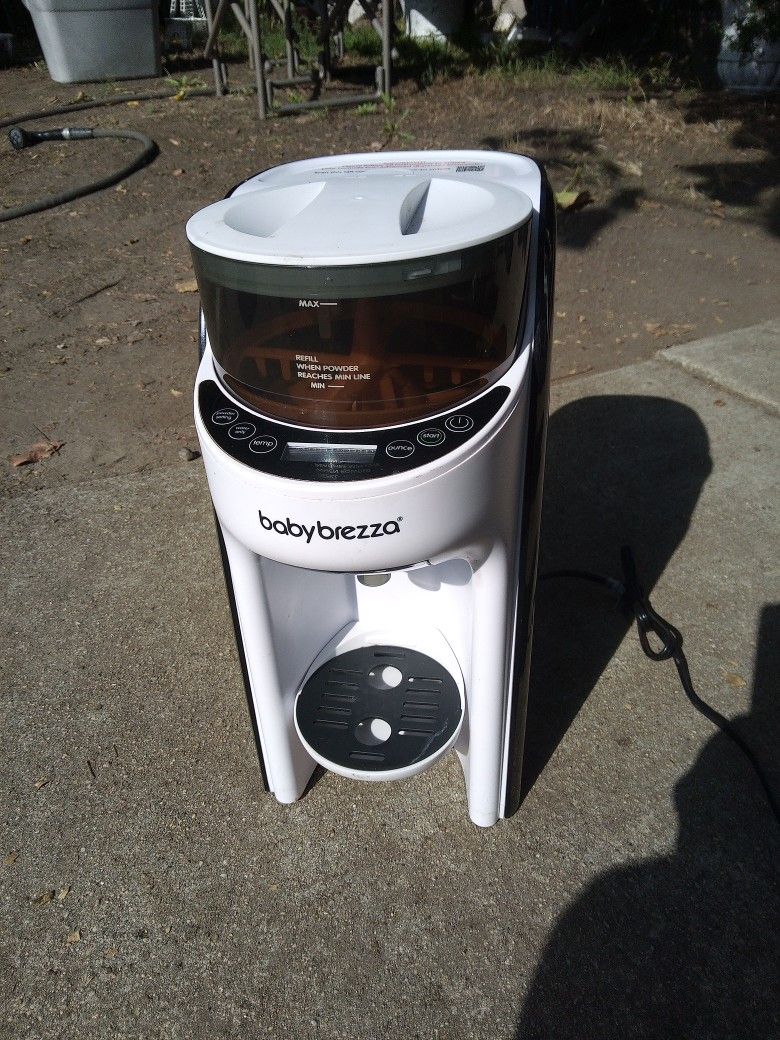 !! Baby Formula Maker By Baby Brezza