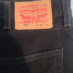Levis