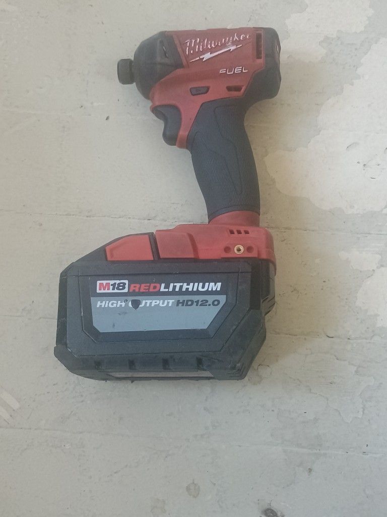 Milwuakee Impact Driver And Battery