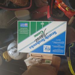 Seattle Seahawks. Trivia Board Game