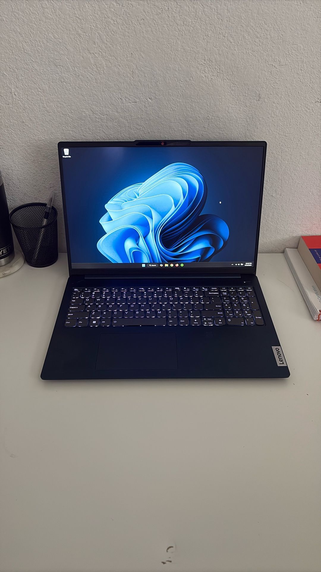 Lenovo Laptop