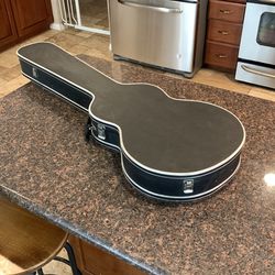 Rare 1970s Toyogakki  made in Japan electric guitar case in good condition