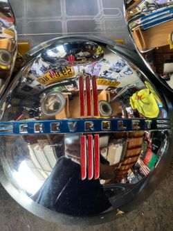 1940 Chevrolet hubcaps original BLC