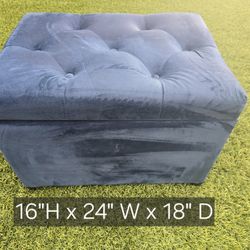 Blue Cube/Ottoman 