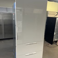Sub Zero 36”Wide Built In Gloss White Bottom Freezer Refrigerator 