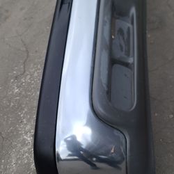 01/03 Silverdo Front Bumper Assbly $425