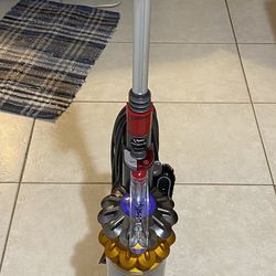 Dyson Small Ball Multi Floor vacuum