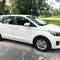Kia Sedona 2017