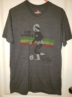 BOB MARLEY SOCCER RAGGAE Medium Shirt