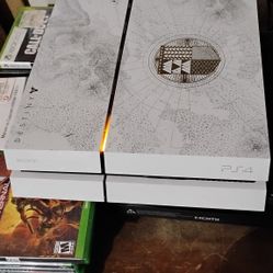 Destiny Ps4 Bundle With 4 controllers,And 4 Games