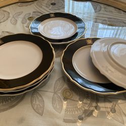 Set Of Six Black & Gold Syracuse China 99.E Plates 
