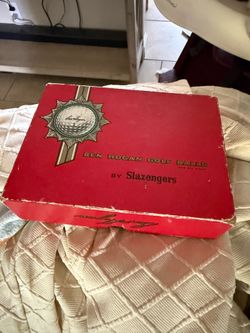 Vintage BEN HOGAN GOLF BALLS ONE SIX BIGHT BY Slazengers
