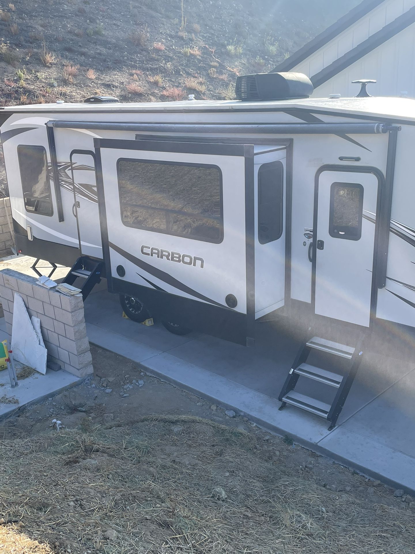2018 Keystone Carbon 35