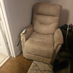 Electric Recliner Chair. 